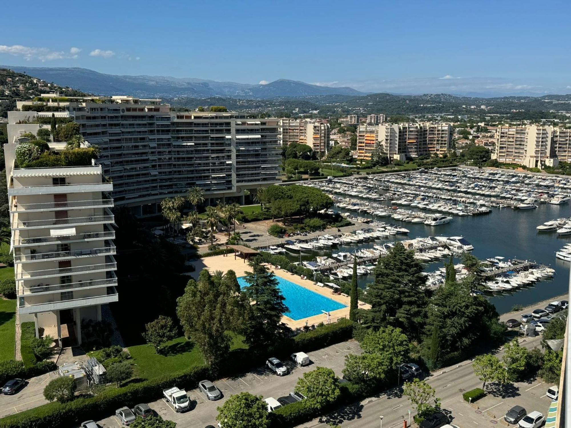 My Resid Appart Cannes Vue Marina Et Vue Montagne มองเดอลิเยอลานาปูล ภายนอก รูปภาพ